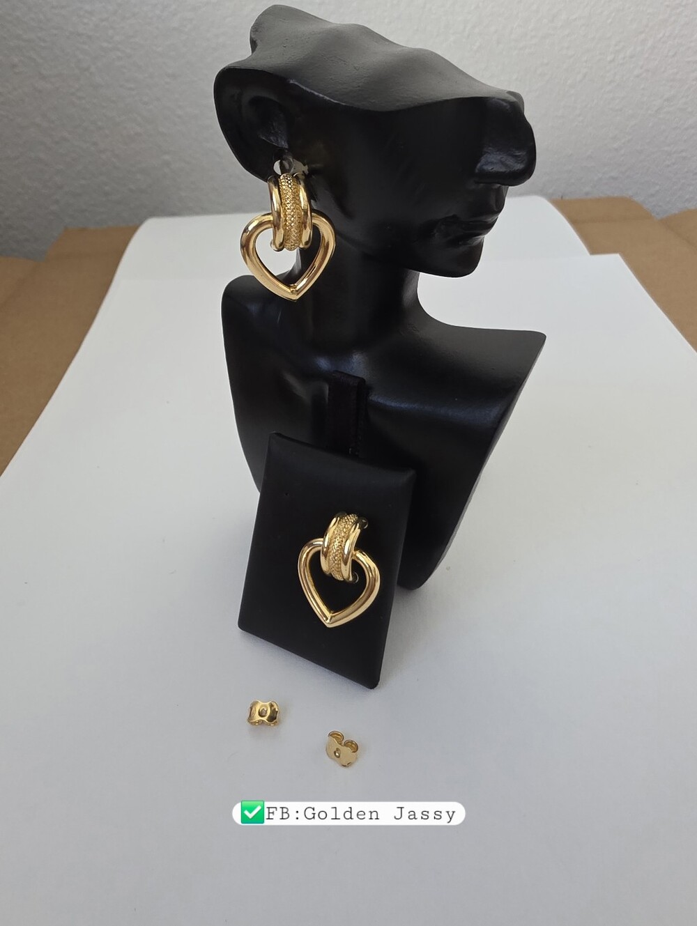 18K Real Gold Heart Stud
